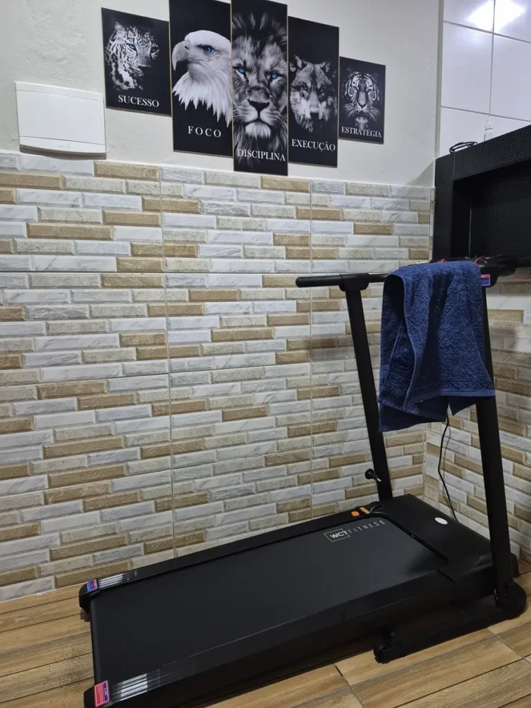 Esteira Elétrica Ergométrica Bivolt Ginastica Wct Fitness Cor Pret