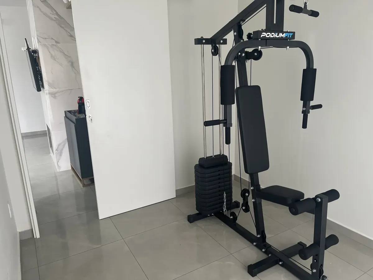Estação de Musculação Podiumfit ME200 65kg: Vale a Pena em 2026? Review Completo